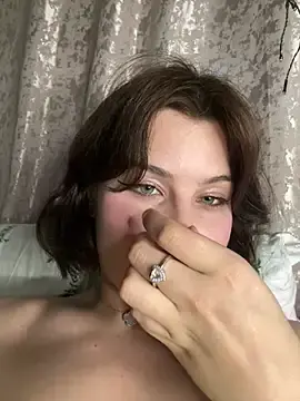 AmmyRich1  live sex cam
