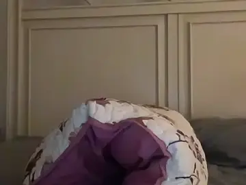CateredMag  live sex cam
