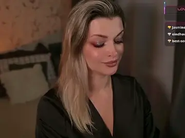 LadyDiLancaster  live sex cam