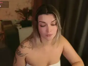 LadyDiLancaster  live sex cam