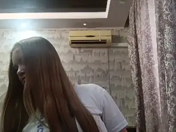 Lali_Boms  live sex cam