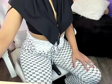 Mishka__  live sex cam