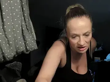 Princess42086  live sex cam