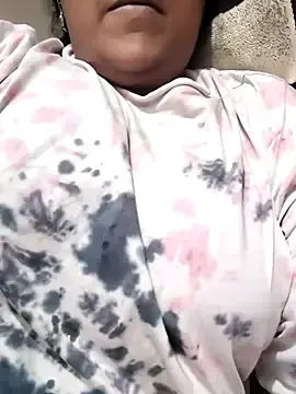 SweetRashii  live sex cam