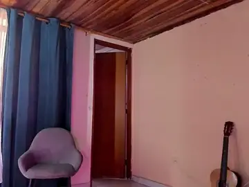 Naomy_ruiz_  live sex cam