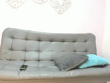 Soy_aghata  live sex cam