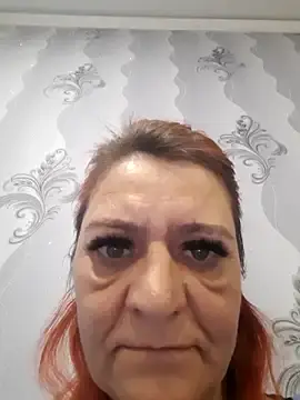 Belowa7362  live sex cam