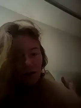 Cherrybloom_x  live sex cam