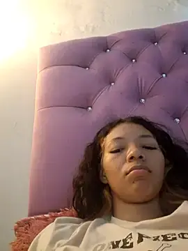 Kim-jisoo  live sex cam