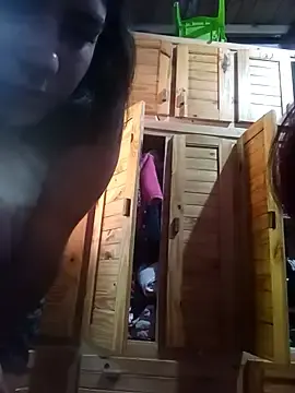 Putitaa34  live sex cam