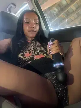 Queenkimi777  live sex cam