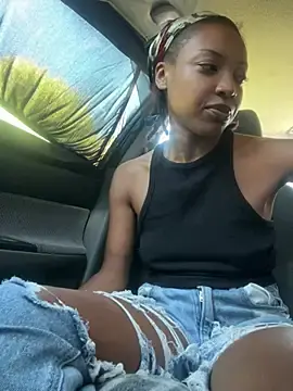 Queenkimi777  live sex cam