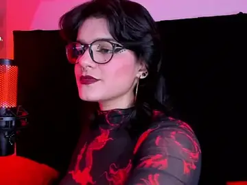 Valeriekay__  live sex cam
