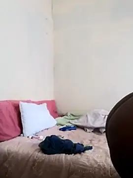 Bustytitsxxx  live sex cam