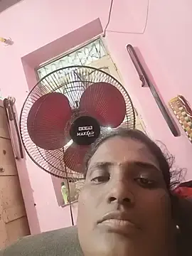 Tamilchoclatebaby  live sex cam