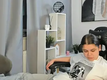 KyleFeight  live sex cam