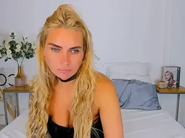 MiaMilfX  live sex cam