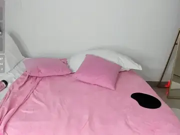 Scarlet_Milano  live sex cam
