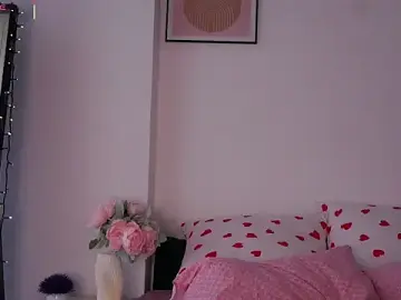 SusannaScholler  live sex cam