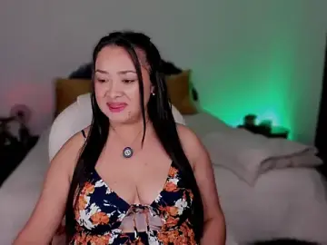 Emilydolshe2  live sex cam