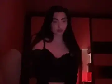 JayeWolfy  live sex cam