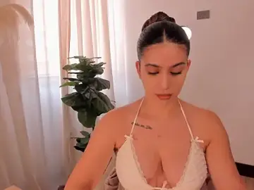 LiaPearce  live sex cam
