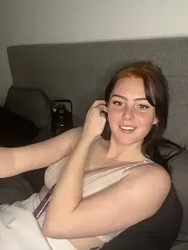 MiraVoss18  live sex cam