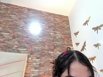 Evelyn__rose1  live sex cam