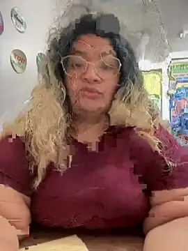 Niicky420bby  live sex cam