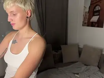 NeonMus  live sex cam