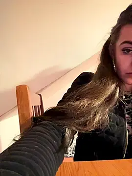 Queen_off_money  live sex cam