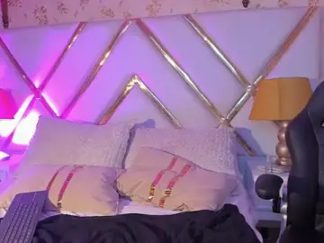 SussyFox  live sex cam