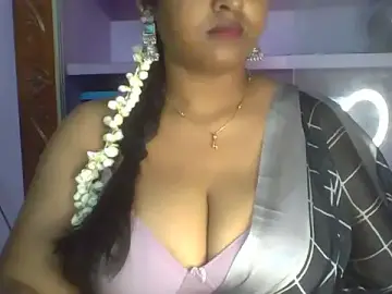 Tamil_Kuttyma  live sex cam