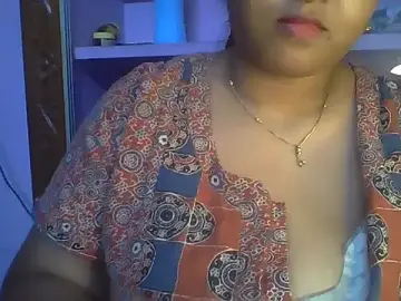 Tamil_Kuttyma  live sex cam