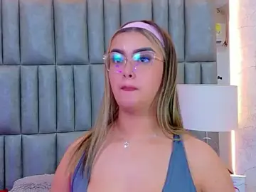 ZoehRoux  live sex cam