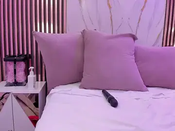 Chloe_iraide  live sex cam