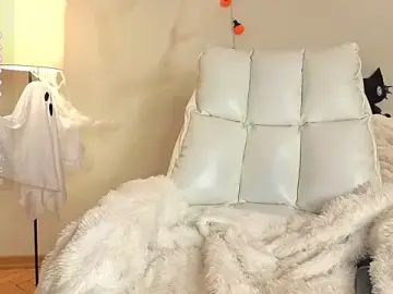 Milli_sun_  live sex cam