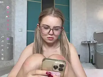 Onetimeandforever  live sex cam