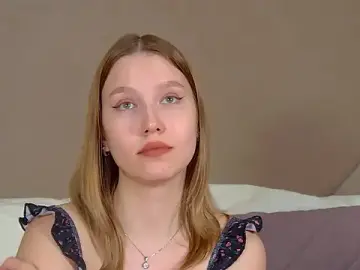 LiliLinn  live sex cam