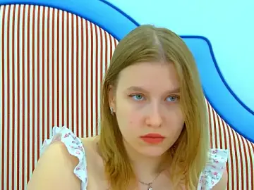 LiliLinn  live sex cam