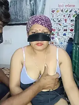 Miss-Jiyaa  live sex cam