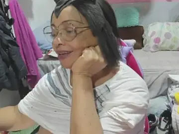 Mrs_mommy_  live sex cam
