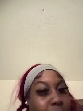 PrettyDia  live sex cam