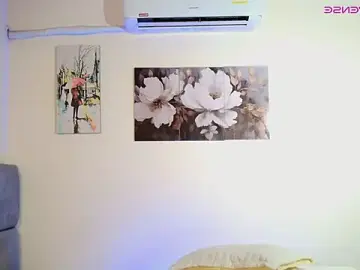 Sara_Cuttex  live sex cam