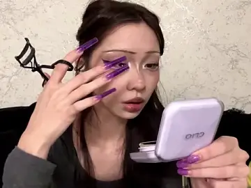 Aasaakira  live sex cam