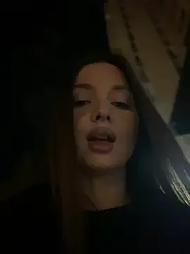 KrisMagnoly  live sex cam