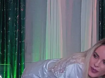 RoseEvann  live sex cam