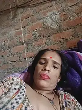 Sarita_bhabi  live sex cam