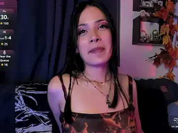 Seraphine_hell  live sex cam