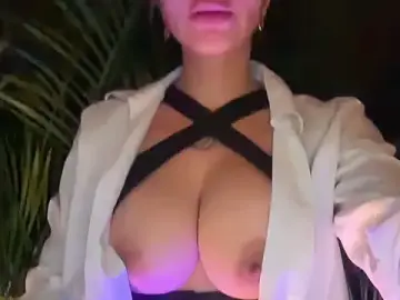 Selenecano  live sex cam